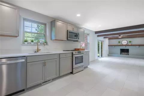 Kitchen - 5001 Polen Dr, Kettering, OH 45440 photo 7 of 7