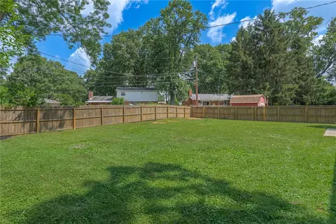 Exterior - 5001 Polen Dr, Kettering, OH 45440 photo 6 of 7