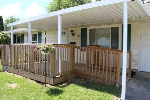 Exterior - 3215 Nantucket St, Springfield, OH 45503 photo 2 of 7