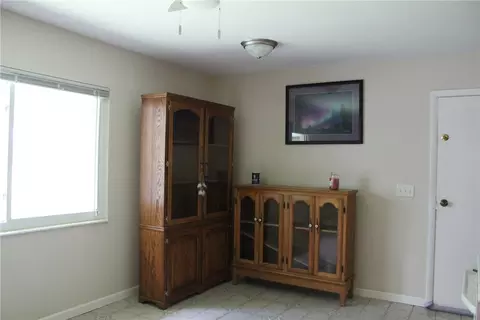 Living - 3215 Nantucket St, Springfield, OH 45503 photo 3 of 3