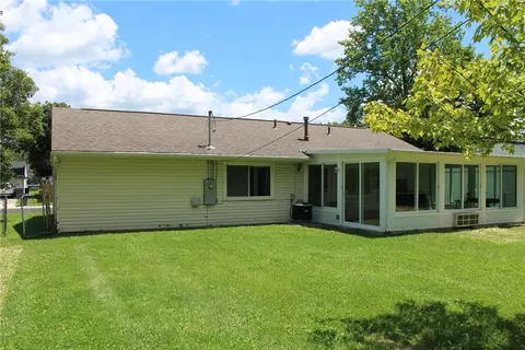 Exterior - 3215 Nantucket St, Springfield, OH 45503 photo 7 of 7