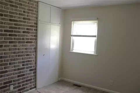 Bedroom - 3215 Nantucket St, Springfield, OH 45503 photo 6 of 11