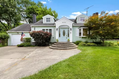 9305 Wildcat Rd, Tipp City, OH 45371