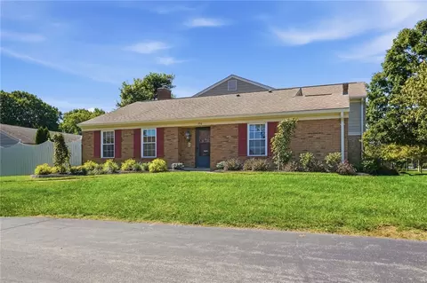 956 Patriot Square Dr, Washington Township, OH 45459