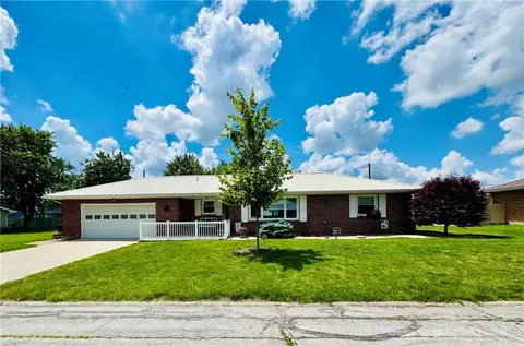 110 Northwood Dr, Greenville, OH 45331