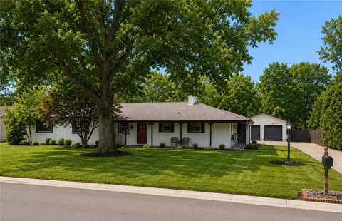 2767 Woodmont Dr, Dayton, OH 45434