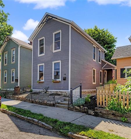 18 Garret St, Dayton, OH 45410
