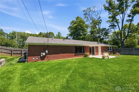Exterior - 2376 Portage Path, Bellbrook, OH 45305 photo 7 of 10