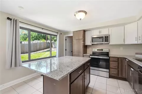 Kitchen - 2376 Portage Path, Bellbrook, OH 45305 photo 5 of 7