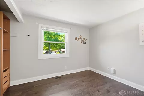 Bedroom - 2376 Portage Path, Bellbrook, OH 45305 photo 6 of 7