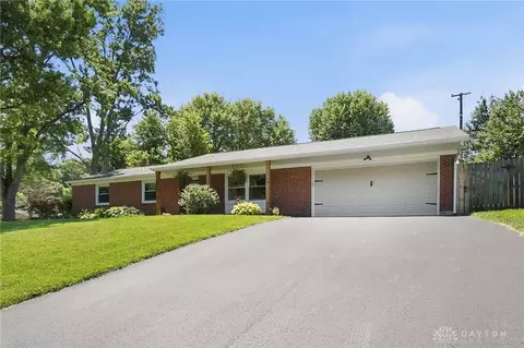 Exterior - 2376 Portage Path, Bellbrook, OH 45305 photo 2 of 10