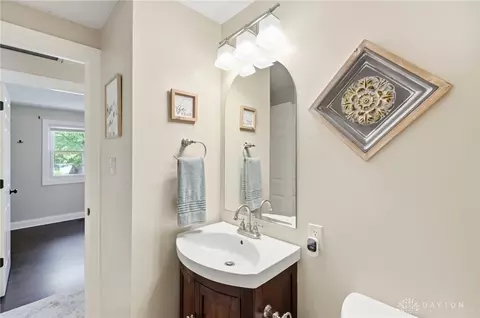 Bath - 2376 Portage Path, Bellbrook, OH 45305 photo 8 of 8