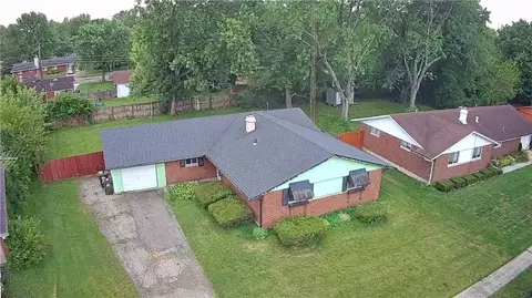 816 Mapleside Dr, Trotwood, OH 45426