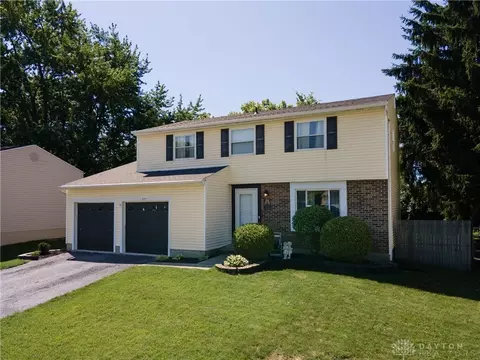 825 W Martindale Rd, Union, OH 45322