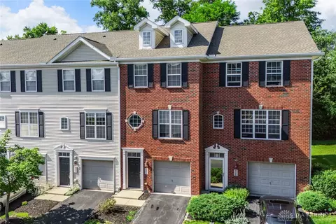 4300 Straight Arrow Rd, Dayton, OH 45430