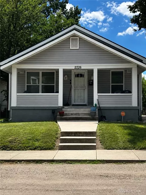 2226 Coronette Ave, Dayton, OH 45414