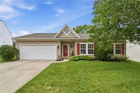 4236 Crow Ct, Miamisburg, OH 45342