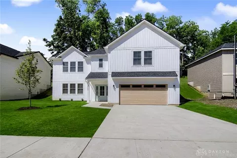 1775 Northpoint Ln, Springfield, OH 45503