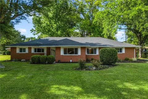 991 Stanwick Dr, Beavercreek, OH 45430