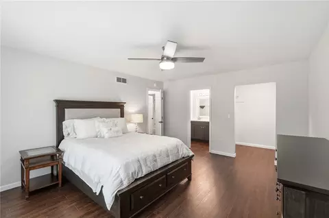 Bedroom - 1007 Foxshire Pl, Centerville, OH 45458 photo 1 of 5