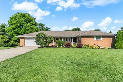 1209 S Heincke Rd, Miamisburg, OH 45342