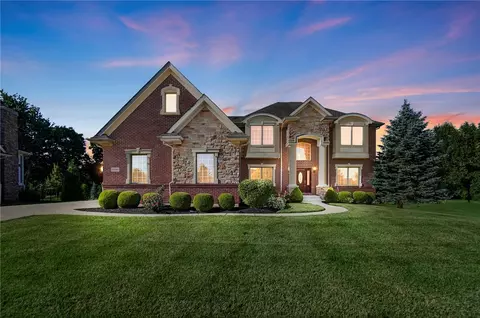 10540 Wallingsford Cir, Washington Township, OH 45458