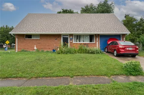 5201 Rye Dr, Huber Heights, OH 45424