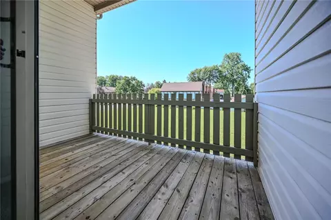 Exterior - 2155 Olympic St, Springfield, OH 45503 photo 3 of 4