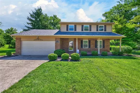 7864 Red Mill Dr, West Chester, OH 45069