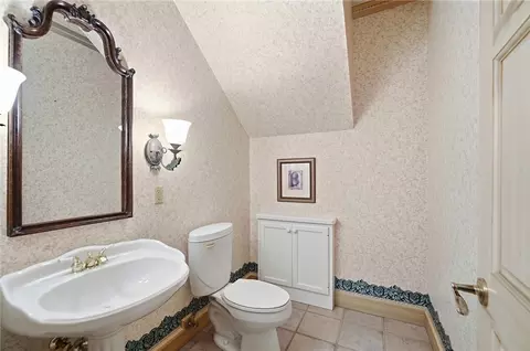 Bath - 2892 River End Ct, Sugarcreek Township, OH 45370 photo 1 of 11