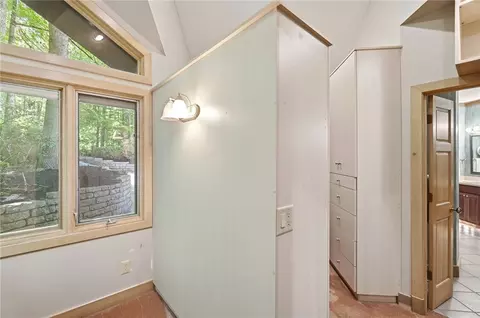 Entry Way - 2892 River End Ct, Sugarcreek Township, OH 45370 photo 3 of 10