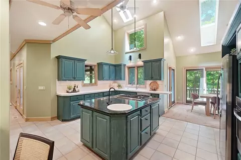 Kitchen - 2892 River End Ct, Sugarcreek Township, OH 45370 photo 3 of 7