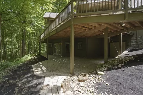 Exterior - 2892 River End Ct, Sugarcreek Township, OH 45370 photo 16 of 19