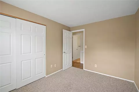 Bedroom - 185 Broadripple Rd, Centerville, OH 45458 photo 3 of 5