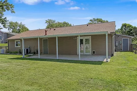 Exterior - 185 Broadripple Rd, Centerville, OH 45458 photo 5 of 9