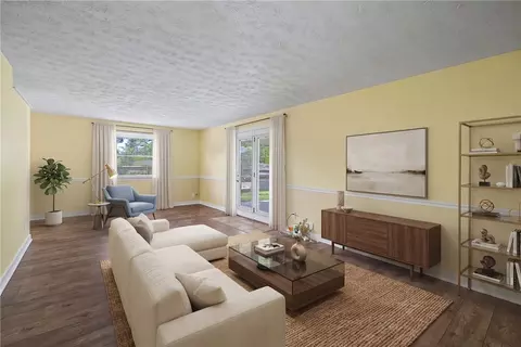 Living - 185 Broadripple Rd, Centerville, OH 45458 photo 1 of 3