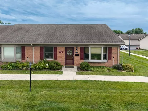 1992 Willoughby Ave, Springfield, OH 45502 photo 1