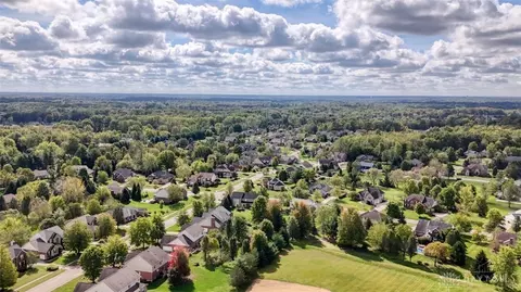 View/Area - 8179 Worcester Dr, Maineville, OH 45039 photo 3 of 7