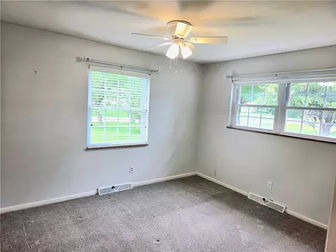 Bedroom - 843 Maxwelton Ln, Centerville, OH 45459 photo 3 of 6