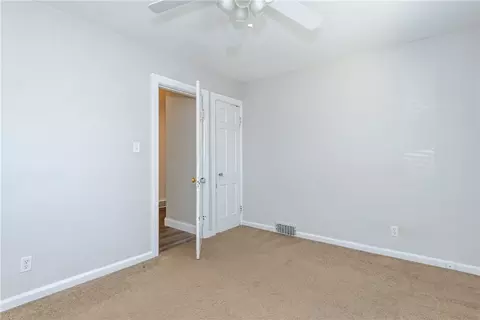 Bedroom - 2829 Kenview Ave, Dayton, OH 45420 photo 5 of 9