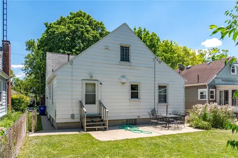 Exterior - 2829 Kenview Ave, Dayton, OH 45420 photo 8 of 9