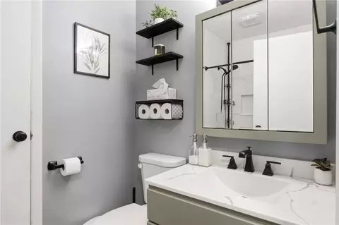 Bath - 2330 Southlea Dr, Dayton, OH 45459 photo 1 of 3
