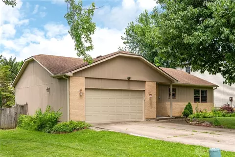 Exterior - 55 Cherry St, Springboro, OH 45066 photo 4 of 5