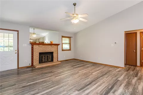 Living - 55 Cherry St, Springboro, OH 45066 photo 5 of 5
