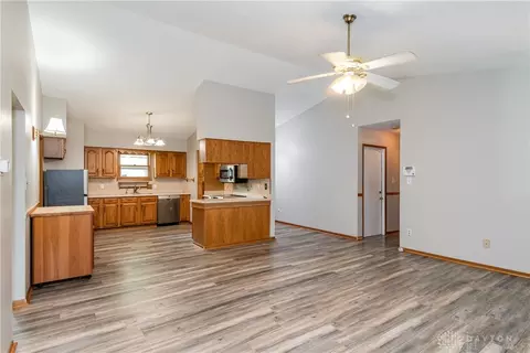 Living - 55 Cherry St, Springboro, OH 45066 photo 3 of 5