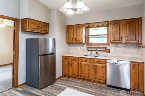 Kitchen - 55 Cherry St, Springboro, OH 45066 photo 5 of 5