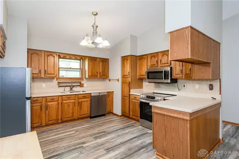 Kitchen - 55 Cherry St, Springboro, OH 45066 photo 1 of 5