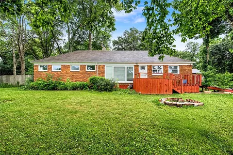 5862 W Wenger Rd, Clayton, OH 45315