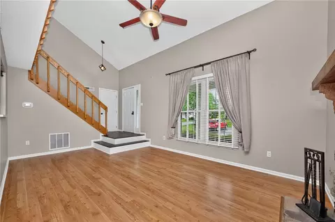 Living - 2070 Foxknoll Dr, Centerville, OH 45458 photo 5 of 8