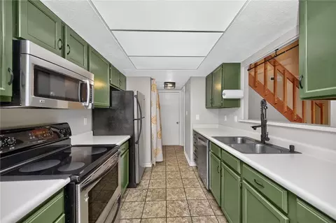 Kitchen - 2070 Foxknoll Dr, Centerville, OH 45458 photo 3 of 3